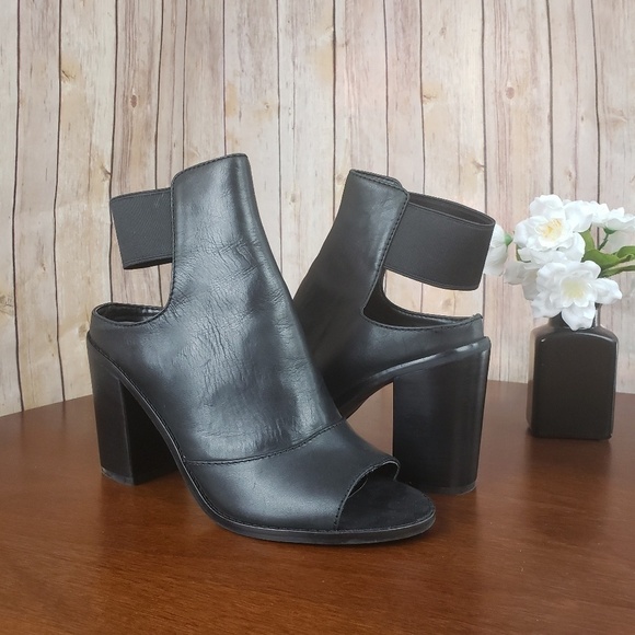 NWOB Dolce VitaLauri Open Toe Leather Bootie - Picture 1 of 6